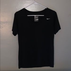 Black nike t-shirt